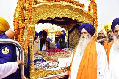 Happy Guru Nanak Jayanti 2024 wishes, messages, greetings, quotes, WhatsApp and Facebook status to share