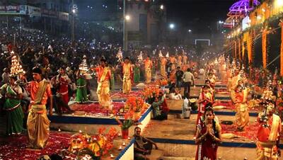 देव दीपावली के इतिहास की 5 कहानियां: काशी में देवताओं से प्रतिबंध हटने पर दीपोत्सव, अहिल्याबाई से जुड़ी कथा