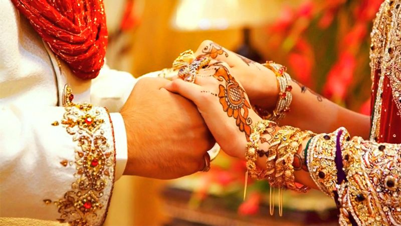 Santosh arrested for four marriages in tamilnadu state