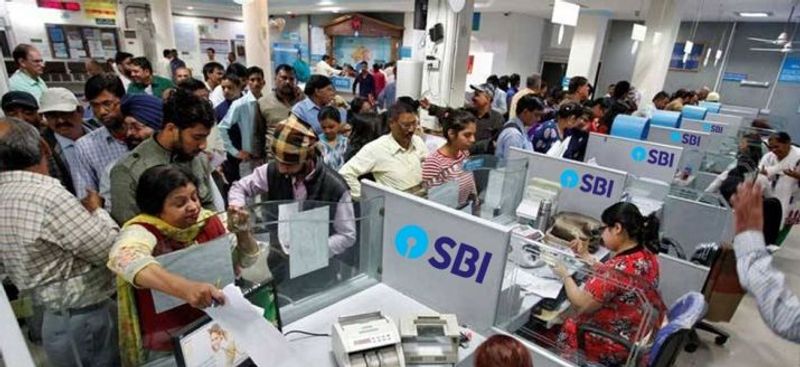 Home loan customers will get refund if builder delays project, says SBI