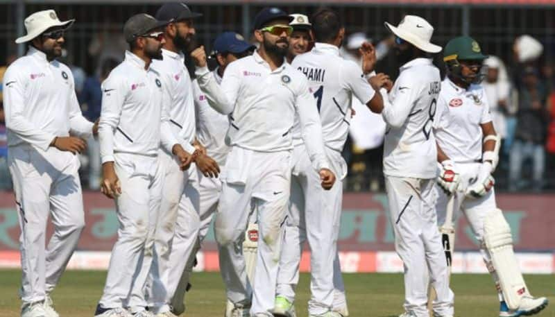 1st Test India pacers demolish Bangladesh 150 Day 1