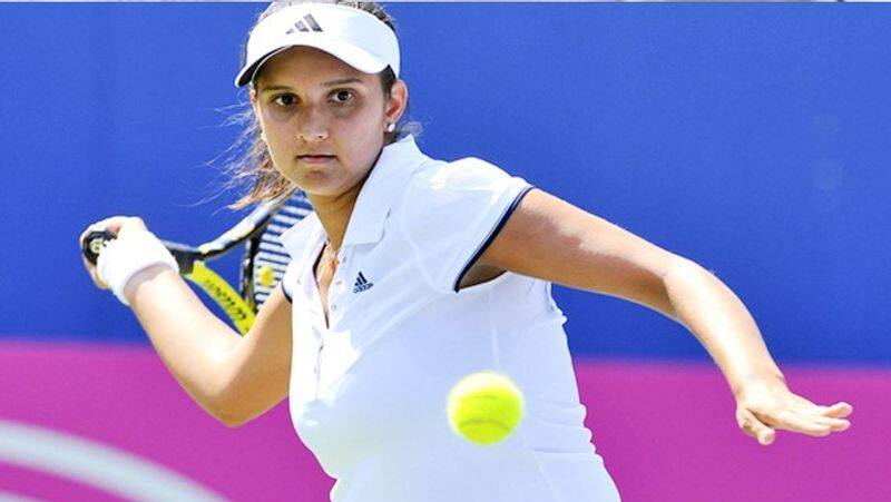 Sania Mirza hits the court to train for season 2020