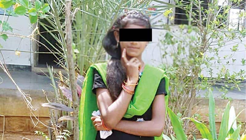 Officer harassment Girl Commits Suicide In Yadgir