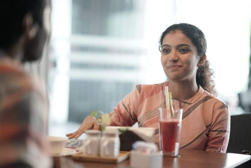 helen malayalam movie review