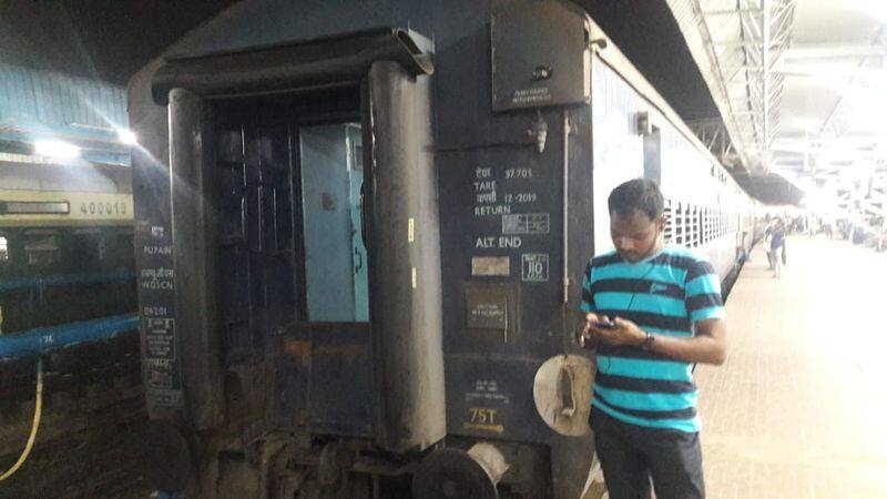 Safely escapes prashanthi express passengers from accident in guntur district