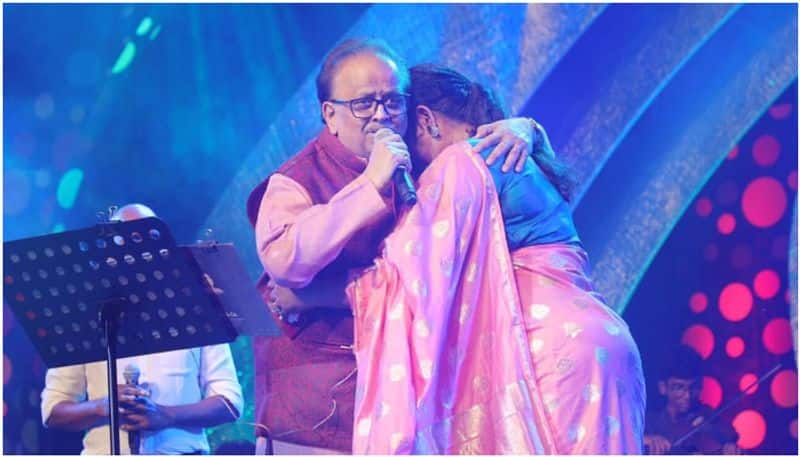 Singer maneesha Facebook post about SP Balasubrahmanyam viral video