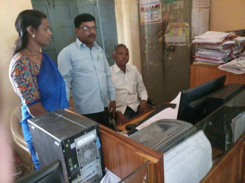 Farmer kanakaiah sprays petrol at chigurumamidi mro office in karimnagar district