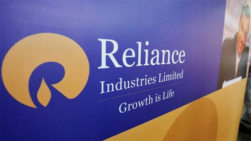 Reliance setting up small stores for last-mile delivery