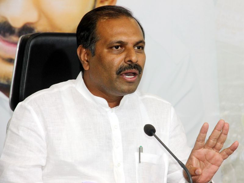 AP Assembly: Govt.chief whip G.Srikanth reddy move to privilege motion on atchannaidu