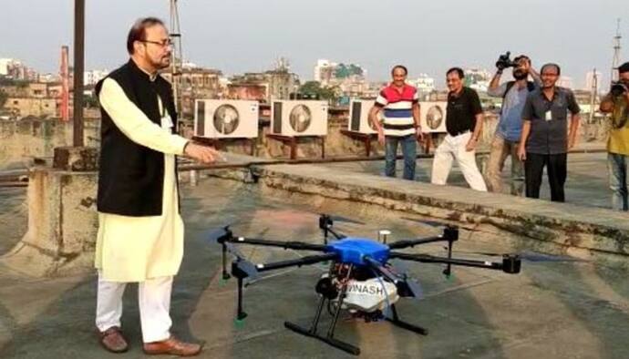 মশা মারতে 'ড্রোন দাগা' , ডেঙ্গু  নিধনে নয়া হাতিয়ার পুরসভার