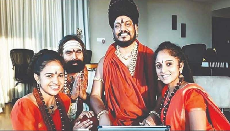 swami nithyananda followers vacate Ahmadabad ashram