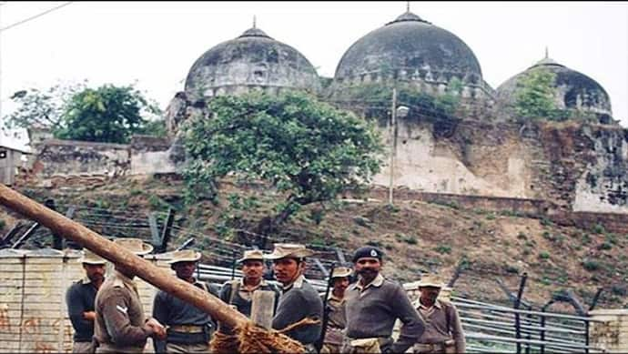 বাবরি মসজিদ ছিঁড়ে কুটি কুটি করল স্কুল-শিশুরা, প্রশ্নের মুখে আরএসএস