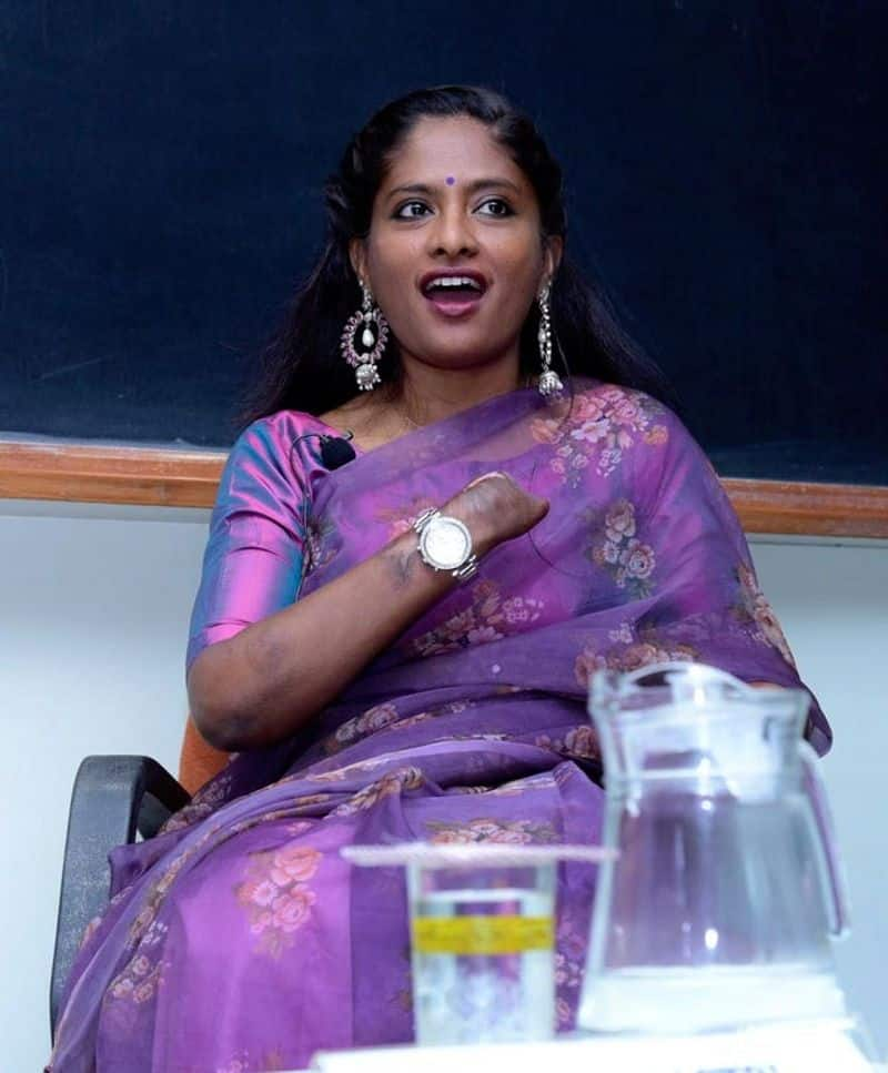 Blade runner shalini saraswathi interact with manipal students during Mahe marathon 2020