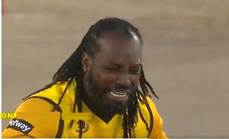 Chris gayle cried for not out umpire couldnt control his laugh