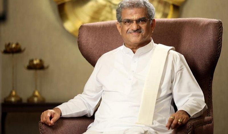 dharmasthala Veerendra Heggade celebrates 71st birthday