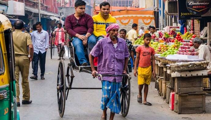 কাজের দিন শুরু হল ঠান্ডা হাওয়ার সঙ্গেই, হিমেল পরশ নিয়ে আবারও রাত নামবে শহরে