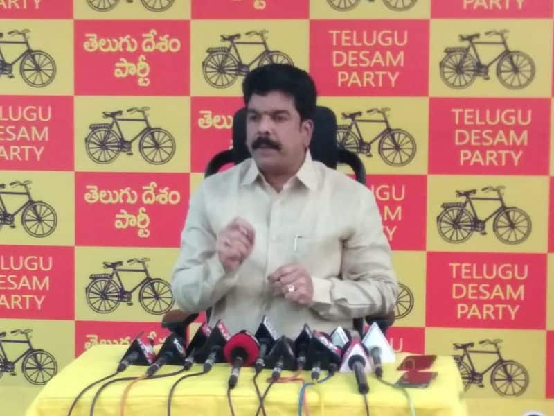 TDP Ex MLA Bonda Uma Serious Comments and Questions YS Jagan