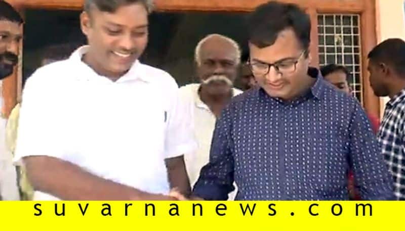 IAS Officer Sasikanth Senthil Met to Former Naxal in Raichur