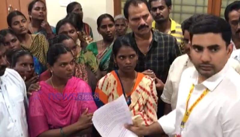 matluru village tdp supporters meets nara lokesh at party office