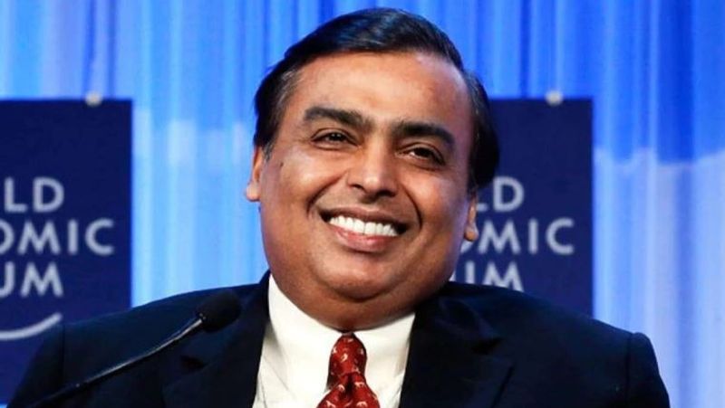 reliance wil be the first company to cross the 10 crores