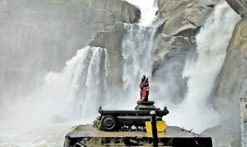 flood in thamirabarani river