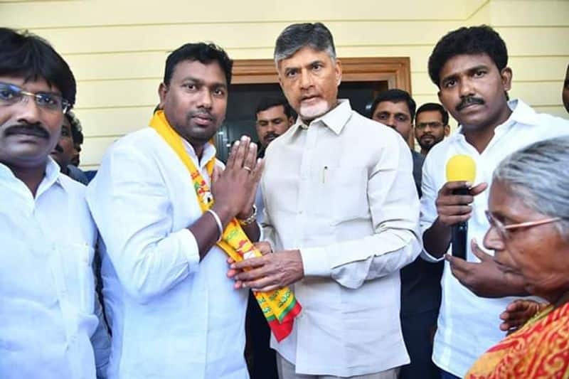 ap bc community leaders joined tdp  in presence og chandrababu naidu