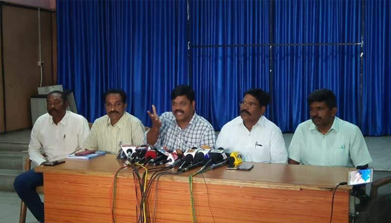 police officers association president srinivas reacts on chandra babu amaravati tour incident