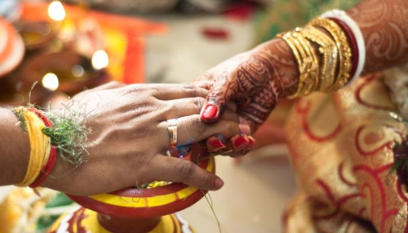 Police Stop Marriage After Tying Knot To Minor Girl in Hassan