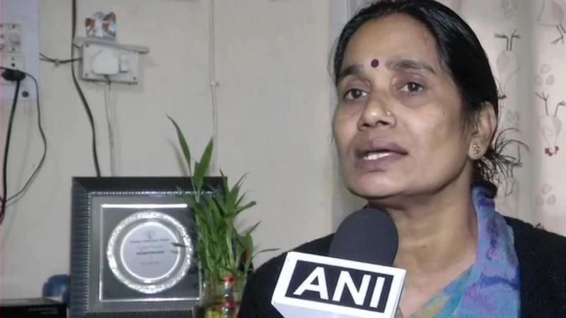 Nirbhaya's mother on Hyderabad encounter: Great job, don't take Action  against police