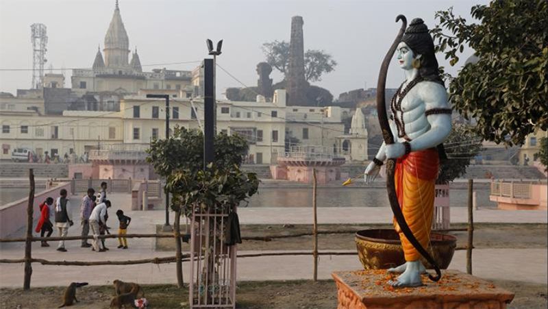 Dwarka Peeth decides to build the 1008 ft tall golden Ram temple in Ayodhya