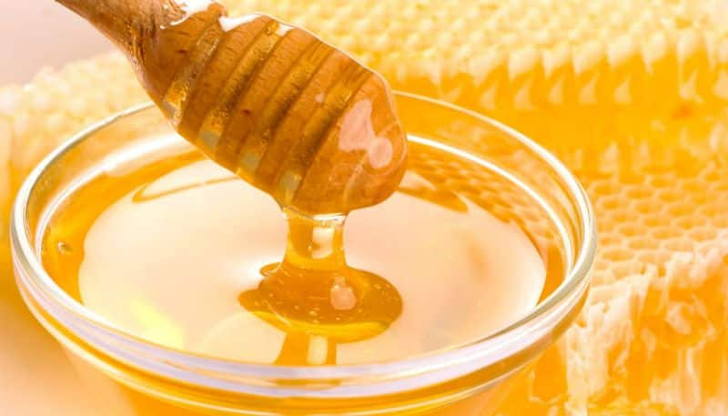 benefits of honey on face during winter and how to use it in tamil mks