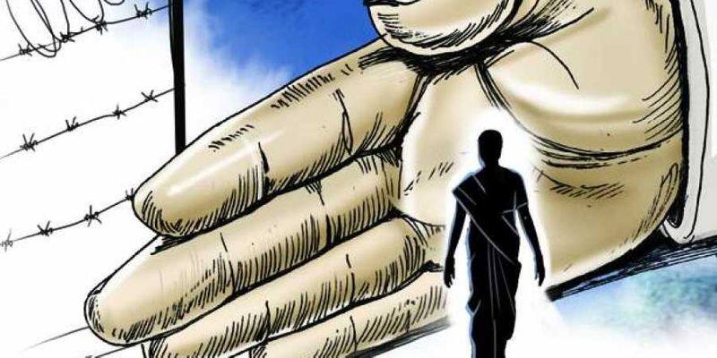 untouchability dalit woman and son assaulted for entering temple in haveri suh