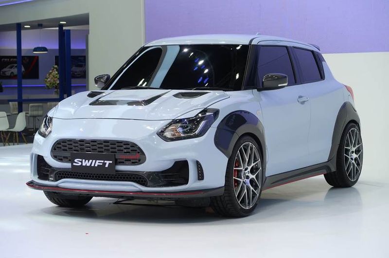 Maruti swift hybrid car showcased at auto expo 2020 delhi