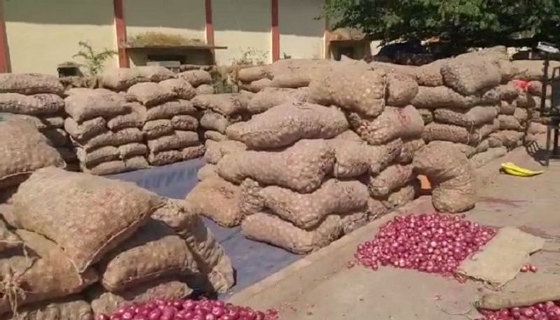 illegal stock of onions dc warns mediators in mysore