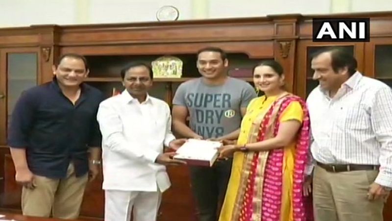 Mohammad Azharuddin invites Telanaga CM to his son's wedding reception; see pics