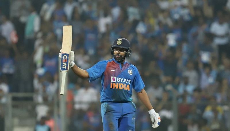 Rohit sharma breaks Sanath Jayasuriya 22 year old record