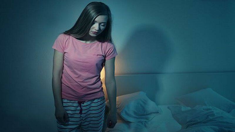 sleepwalking symptoms and causes