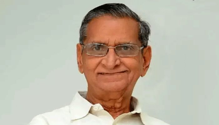 gollapudi maruthi rao won the rs.100 as a prize in childhood