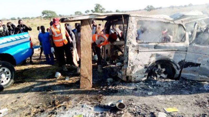 Nigeria road accident...28 burned to death