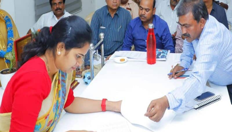 MLA Rajini held a meeting with the officials on the development work in Chilakalluripeta constituency