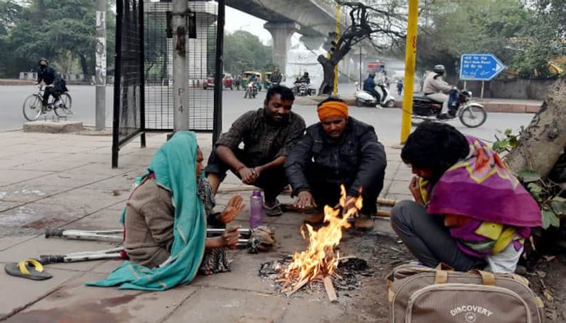 ठंड और कोहरे की आगोश में उत्तर भारत, घने कोहरे की चेतावनी जारी