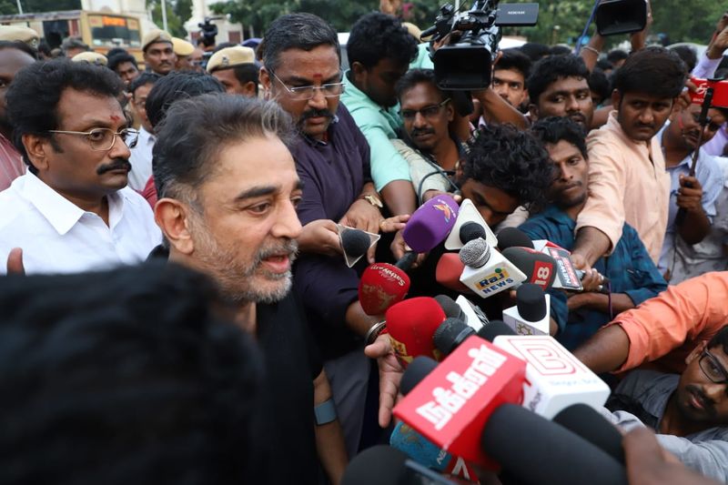 Makkal Needhi Maiam chief Kamal Haasan visited madras university, denied entry,