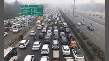 traffic blocked in  Delhi, Gurgaon and Noida are in bad shape