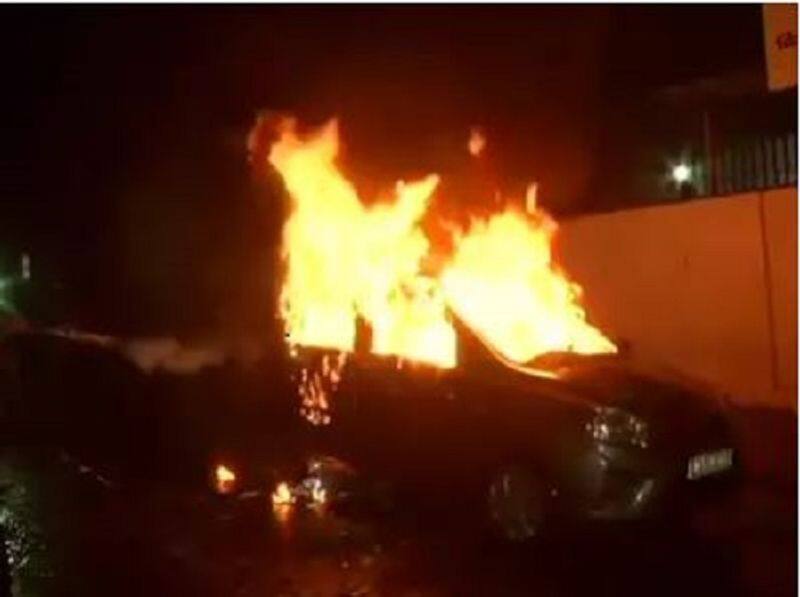 CAA protests turn violent in Delhi, car set ablaze; Sonia Gandhi blames Centre for using brute force