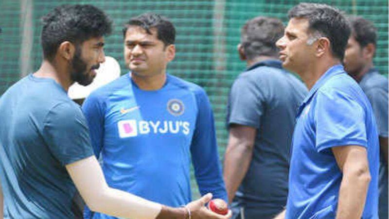 bcci president sourav ganguly meets national cricket academy director rahul dravid