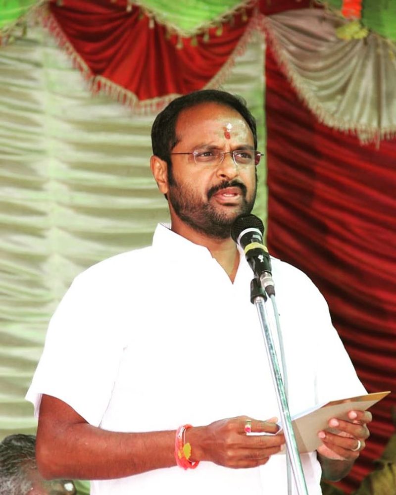 I get death threats through social media; BJP leader Muruganandam complained vel