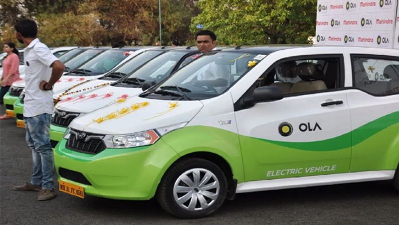 Sleepy ola driver suspended after passenger complaint Mumbai