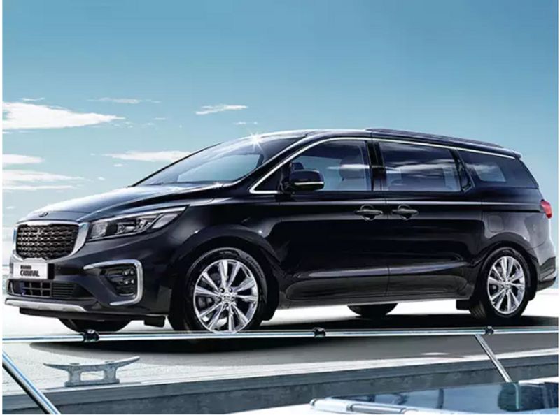 Toyota innova competitor kia carnival car teaser out