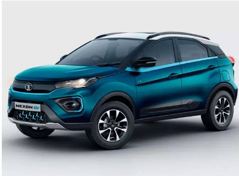 Tata nexon electric car  started pre bookings  an amount of 21 000