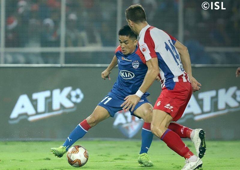 First time in isl football atk beat bengaluru fc by 1-0 goals